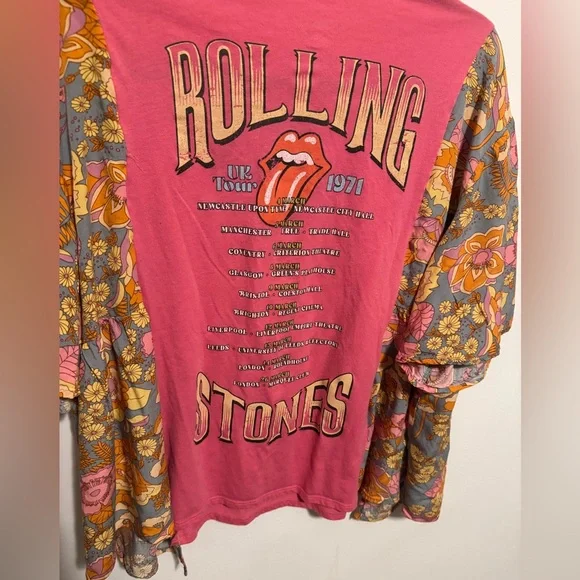 Custom Pink Rolling Stones Graphic Tee with Floral Sleeves - Picture 6 of 6